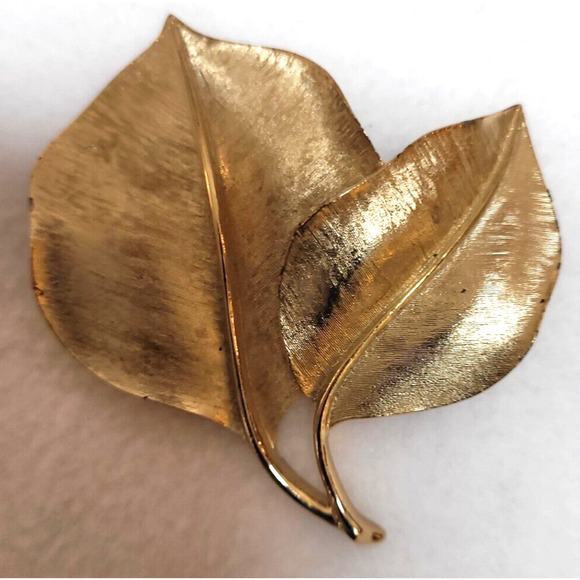 Vtg Brooch Lot Leaf Leaves Goldtone Signed Crown Trifari Kramer Gerrys Daria MCM - Picture 4 of 8
